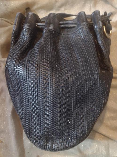 Sac vintage noir style seau, Handtassen en Accessoires, Tassen | Damestassen, Gebruikt, Handtas, Zwart, Ophalen of Verzenden