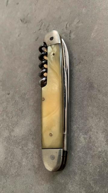 Oud Solingen-mes beschikbaar voor biedingen