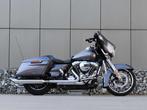 Harley-Davidson Super Glide SPECIAL / LIKE NEW / HARLEY SERV, Contrôle de traction, Entreprise, Plus de 35 kW, 1690 cm³