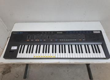 Vintage Roland E20 Synthesizer,Piano beschikbaar voor biedingen