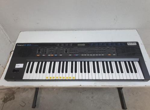 Vintage Roland E20 Synthesizer,Piano, Muziek en Instrumenten, Synthesizers, Gebruikt, 61 toetsen, Roland, Ophalen of Verzenden