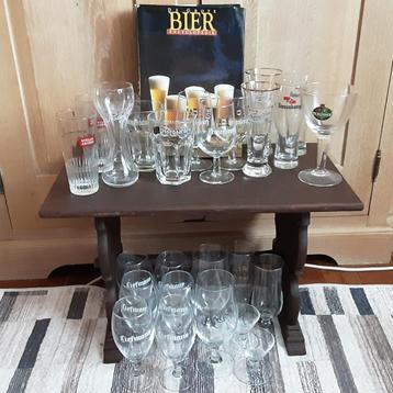 30 merken bierglazen +Grote Encyclopedie Wereld's biermerken beschikbaar voor biedingen