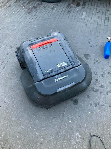 ROBOMOW RS615u, Robomow, Enlèvement, Utilisé, Avec capteur de pluie