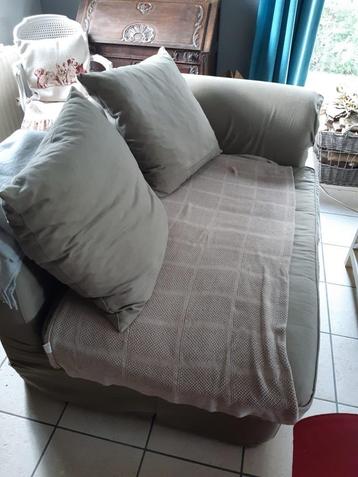 Gratuit : 2 fauteuils en tissu + 4 grands coussins + 2 plaid beschikbaar voor biedingen