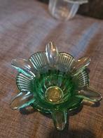 Groen tulpvormig glazen schaaltje, Enlèvement ou Envoi, Verre