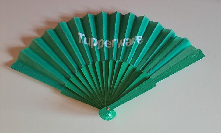 Tupperware™ « Fan - Opvouwbaar » groen, Huis en Inrichting, Keuken | Tupperware, Nieuw, Overige typen, Groen, Wit, Verzenden