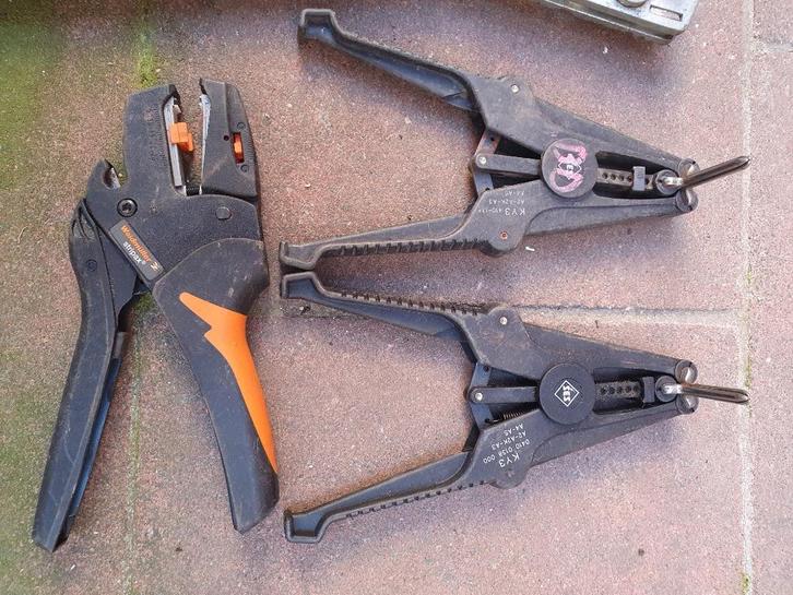 Alroc fibop krimpkousen tang Weidmuller stripax, Doe-het-zelf en Bouw, Gereedschap | Handgereedschap, Zo goed als nieuw, Ophalen
