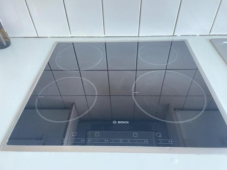 Bosch Inductie kookplaat fornuis 57,5 x 50 cm 7200W, Elektronische apparatuur, Kookplaten, Gebruikt, Inbouw, Inductie, 4 kookzones