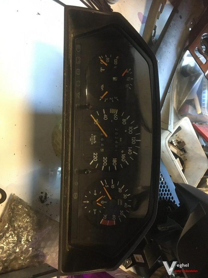 Mercedes w124 2.3 1991    Km tellerklok, Auto-onderdelen, Dashboard en Schakelaars, Gebruikt, Ophalen of Verzenden