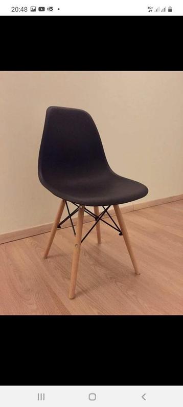 Scandinavische stoelen  beschikbaar voor biedingen