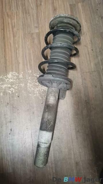 Veerpoot links voor BMW E65 E66 31316752597 beschikbaar voor biedingen