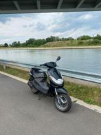 Peugot vivacity 2t ( b klasse), Fietsen en Brommers, Ophalen, Zo goed als nieuw, Vivacity