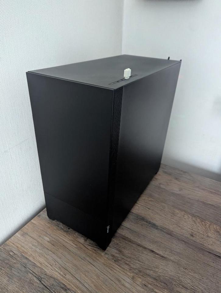 Tour gamer, Informatique & Logiciels, Ordinateurs de bureau, Comme neuf, SSD, Gaming, Enlèvement