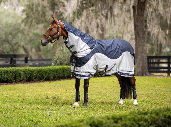 LeMieux Arika Shower-Tek Hybrid Regendeken Vliegendeken SALE, Dieren en Toebehoren, Paarden en Pony's | Dekens en Dekjes, Nieuw