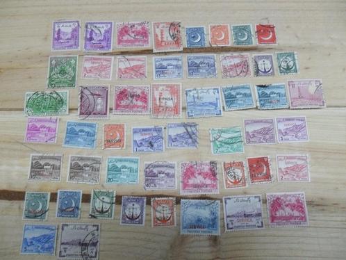 Pakistan 50 timbres oblitérés état voir les 3 photos., Timbres & Monnaies, Timbres | Asie, Affranchi, Enlèvement ou Envoi