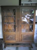 Vitrinekast, Ophalen, Glas