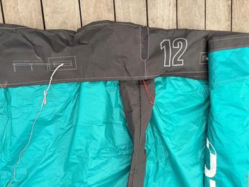 Ozone enduro v4 12m quasi neuve aile de kitesurf beschikbaar voor biedingen