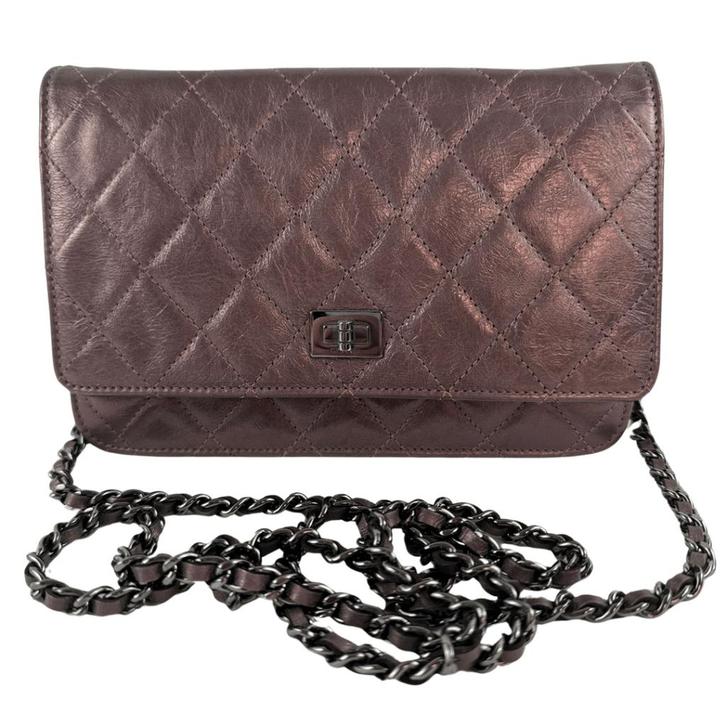 Chanel 2.55 wallet on chain metallic pink, Handtassen en Accessoires, Tassen | Damestassen, Gebruikt, Schoudertasje, Roze, Ophalen of Verzenden