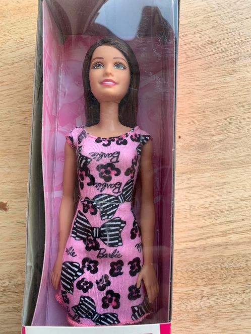 Barbie neuve dans son emballage d’origine, Collections, Poupées, Neuf, Poupée