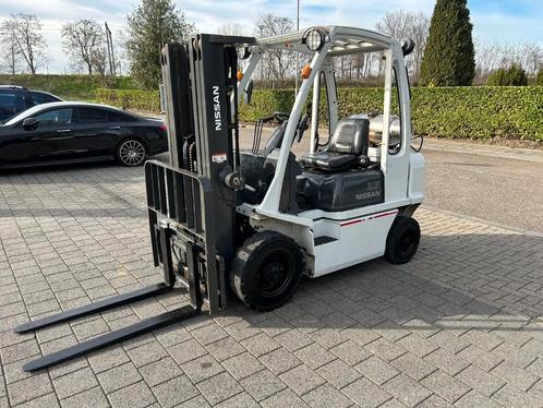 Nissan Heftruck 2.5 Ton (bj 2013), Zakelijke goederen, Machines en Bouw | Heftrucks en Intern transport, Heftruck, LPG, 2000 tot 3000 kg
