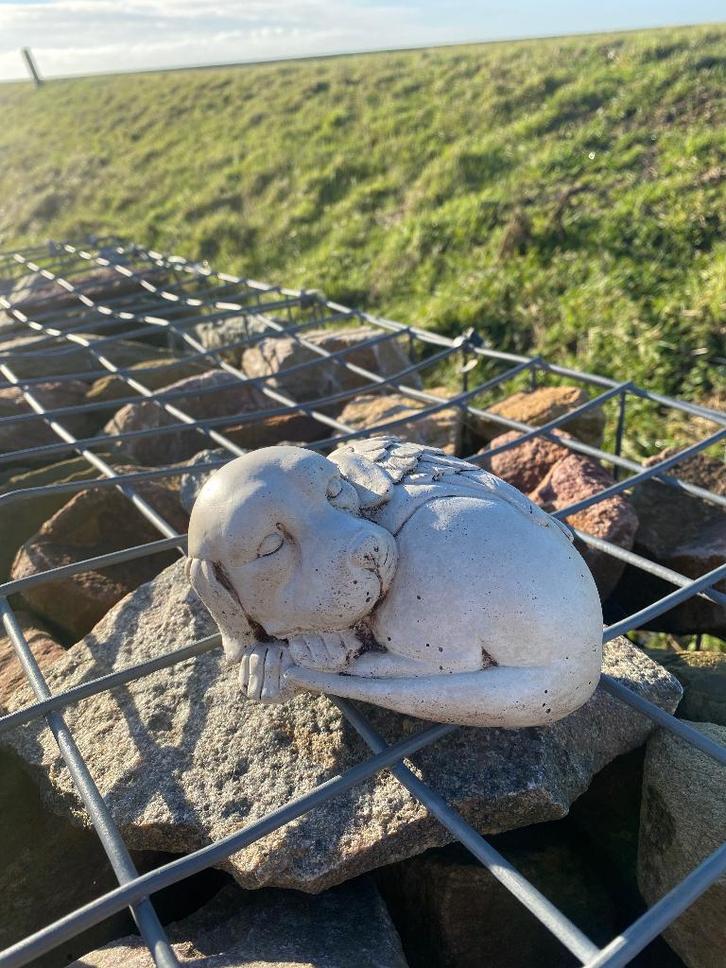 Gedenk beeldje hond, Verzamelen, Beelden en Beeldjes, Nieuw, Dier, Verzenden