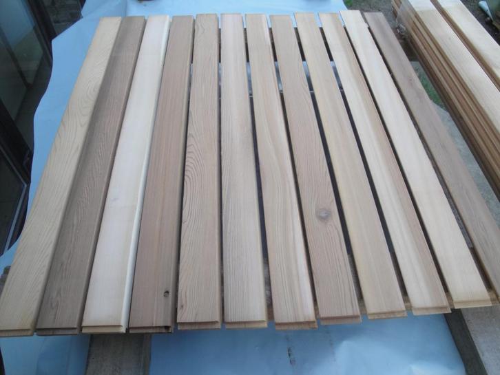 16 lattes en cèdre rouge - paralléllo de +- 90cm, Bricolage & Construction, Bois & Planches, Neuf, Autres types, Autres essences de bois