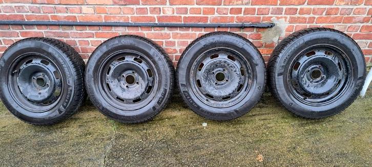 Pneus hiver Michelin : Opel Corsa,Peugeot,Citroën 185/65-15., Auto-onderdelen, Banden en Velgen, Band(en), Winterbanden, Gebruikt