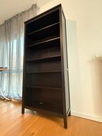 IKEA HEMNES boekenkast — uitstekende staat, Huis en Inrichting, Ophalen, Zo goed als nieuw, Grenenhout