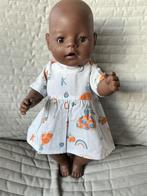 402. Babyborn: Nieuw wit jurkje schildpadjes en regenbogen, Ophalen of Verzenden, Nieuw, Babypop