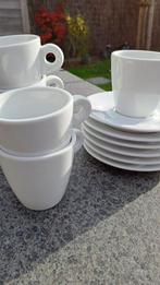 Koffietassen, Ophalen