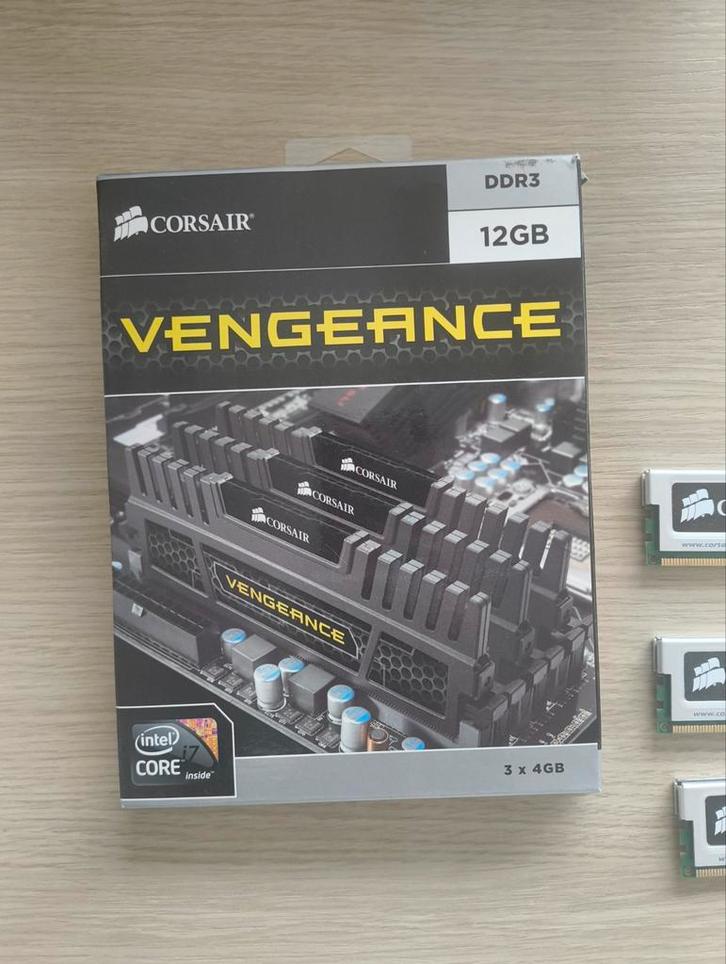 Corsair 3x4GB DDR3, 1600Mhz, 240pin DIMM, Computers en Software, RAM geheugen, Zo goed als nieuw, Desktop, 4 GB, DDR3, Ophalen