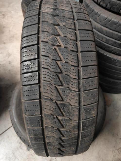 215/65r16c 40€ per stuk met plaatsen 215/65/r16c r16, Auto-onderdelen, Besturing, Ophalen of Verzenden