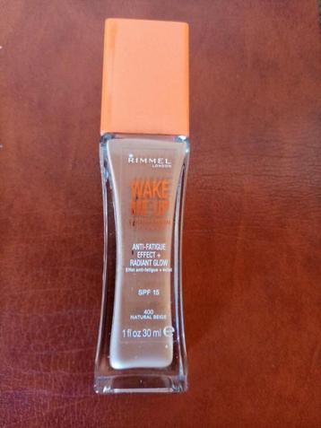 Rimmel Fond de teint Wake me up , beige naturel 400 beschikbaar voor biedingen