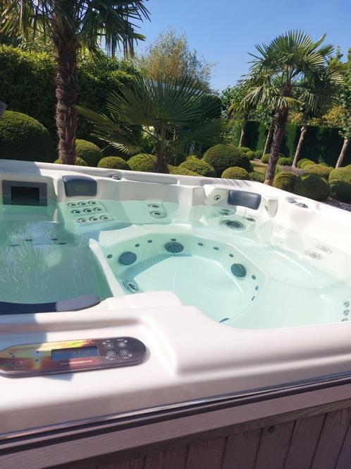 jacuzzi fonteyn spa ultra wave (7 personen), Tuin en Terras, Bubbelbaden en Hottubs, Gebruikt, Vast, Afdekzeil, Filter, Pomp, Trap