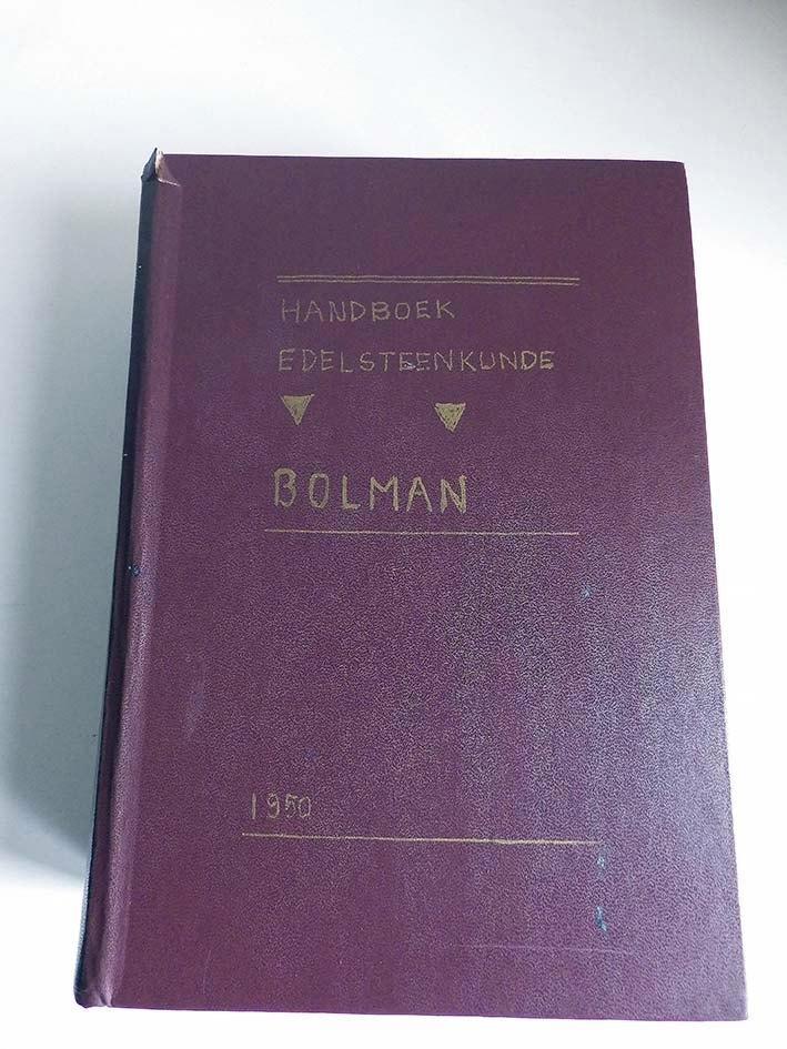 B01. Handboek voor Edelsteenkunde., Antiek en Kunst, Antiek | Boeken en Manuscripten, Ophalen