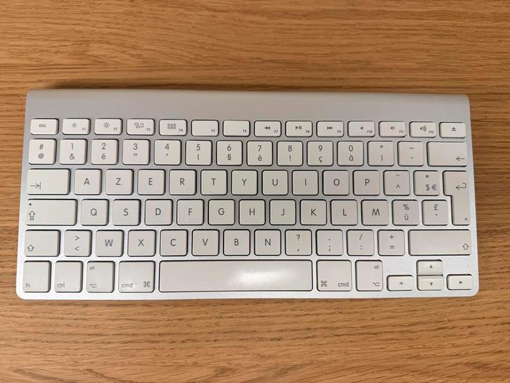 Apple Magic Keyboard 1, Computers en Software, Toetsenborden, Zo goed als nieuw, Draadloos, Ophalen of Verzenden
