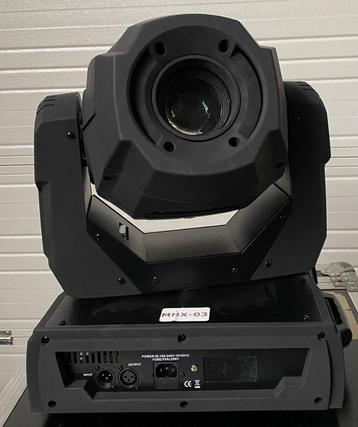 Stairville MHx-200 PRO per 2 in flightcase beschikbaar voor biedingen