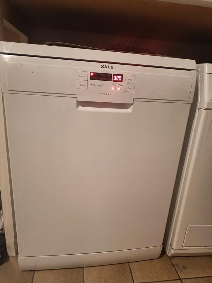 AEG Vaatwasser zeer goede staat, weinig gebruikt, Elektronische apparatuur, Vaatwasmachines, Zo goed als nieuw, Ophalen