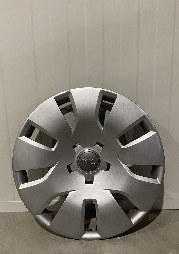 Wieldop Audi A4 | 16 inch | 8K0601147, Auto diversen, Wieldoppen, Gebruikt, Ophalen of Verzenden
