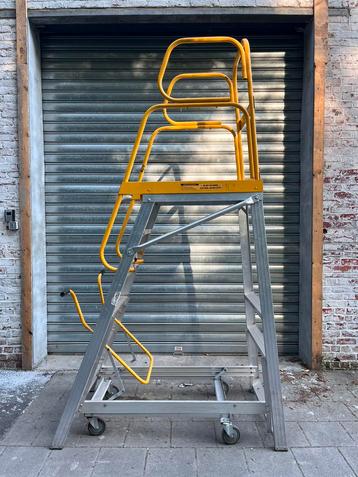 Stockmaster ladders met wielen beschikbaar voor biedingen