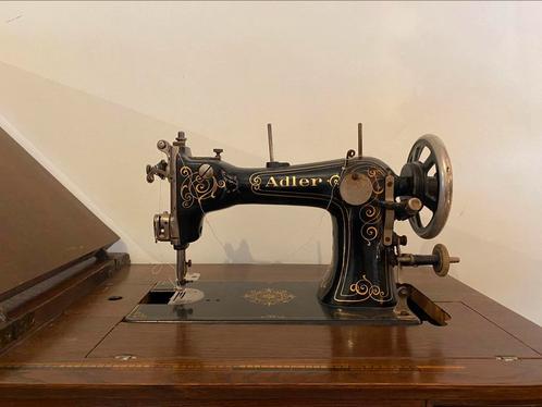 Adler naaimachine (Klasse 8, 10 en 12), Antiek en Kunst, Antiek | Naaimachines, Ophalen