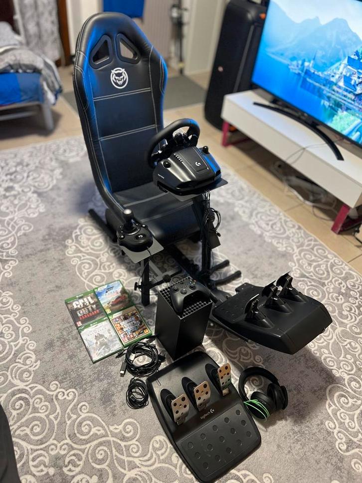 Xbox Series X + Logitech G923 complet + siège de course, Games en Spelcomputers, Spelcomputers | Xbox Series X en S, Xbox Series X