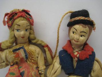 OUD POPPENPAARTJE beschikbaar voor biedingen