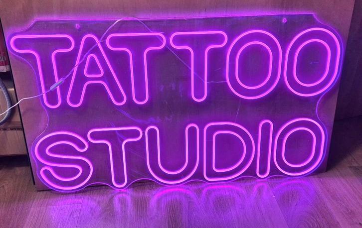 Tattoo Studio LED-bord, Verzamelen, Merken en Reclamevoorwerpen, Zo goed als nieuw, Ophalen of Verzenden