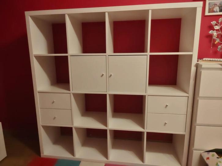 Étagere KALLAX, Maison & Meubles, Accessoires pour la Maison | Étagères, Comme neuf, Enlèvement