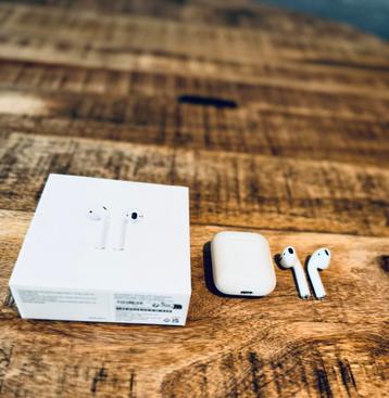 APPLE AirPods 2e generatie draadloze oordopjes beschikbaar voor biedingen