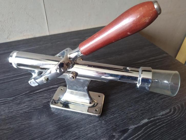 Tire -bouchon professionnel mural, Huis en Inrichting, Keuken | Keukenbenodigdheden, Zo goed als nieuw, Ophalen