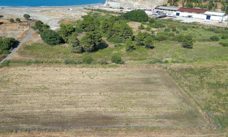 Land van 7300 m2 in GRIEKENLAND - 300 meter van het strand, Immo, Buitenland, Overig Europa, Kavel of Perceel, Landelijk
