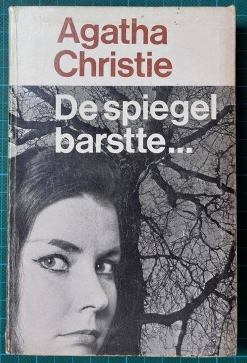 Agatha Christie - De spiegel barstte..., Boeken, Detectives, Gelezen, Ophalen of Verzenden