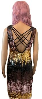 Belle robe à sequins et dos bas (taille S/M) NOUVEAUTÉ, Vêtements | Femmes, Robes, Neuf, Taille 38/40 (M), Enlèvement ou Envoi